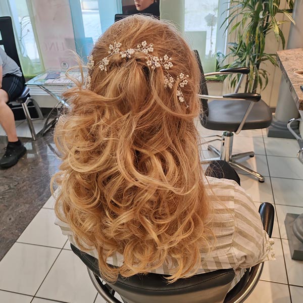 Referenzfoto Damen festliches Styling - Friseur Luisas Hairfashion Wetzlar